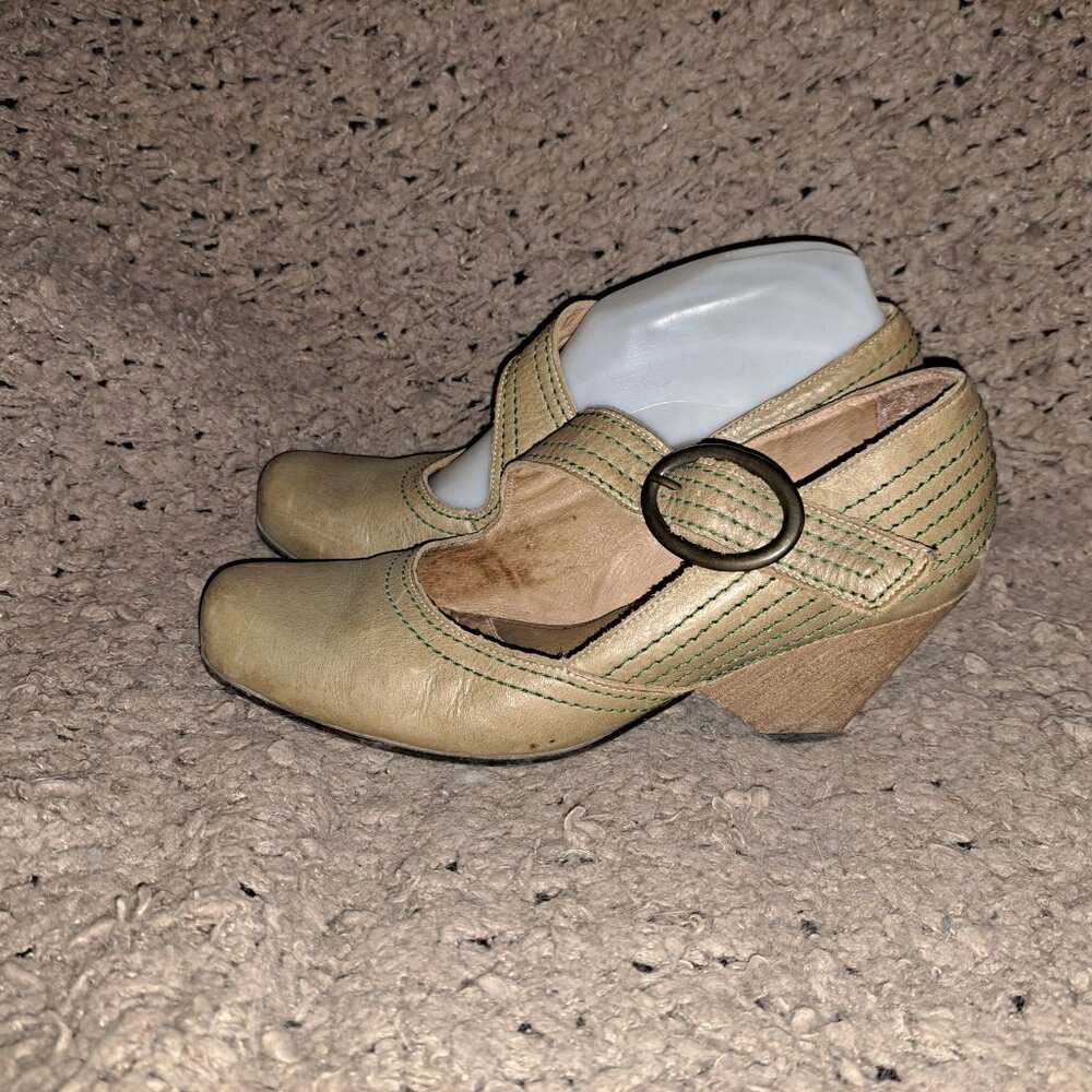 JOHN FLUEVOG-Getups-Eureka-Green Leather/Stitching-Mary Janes-Sz 7-Very Good - Picture 2 of 9